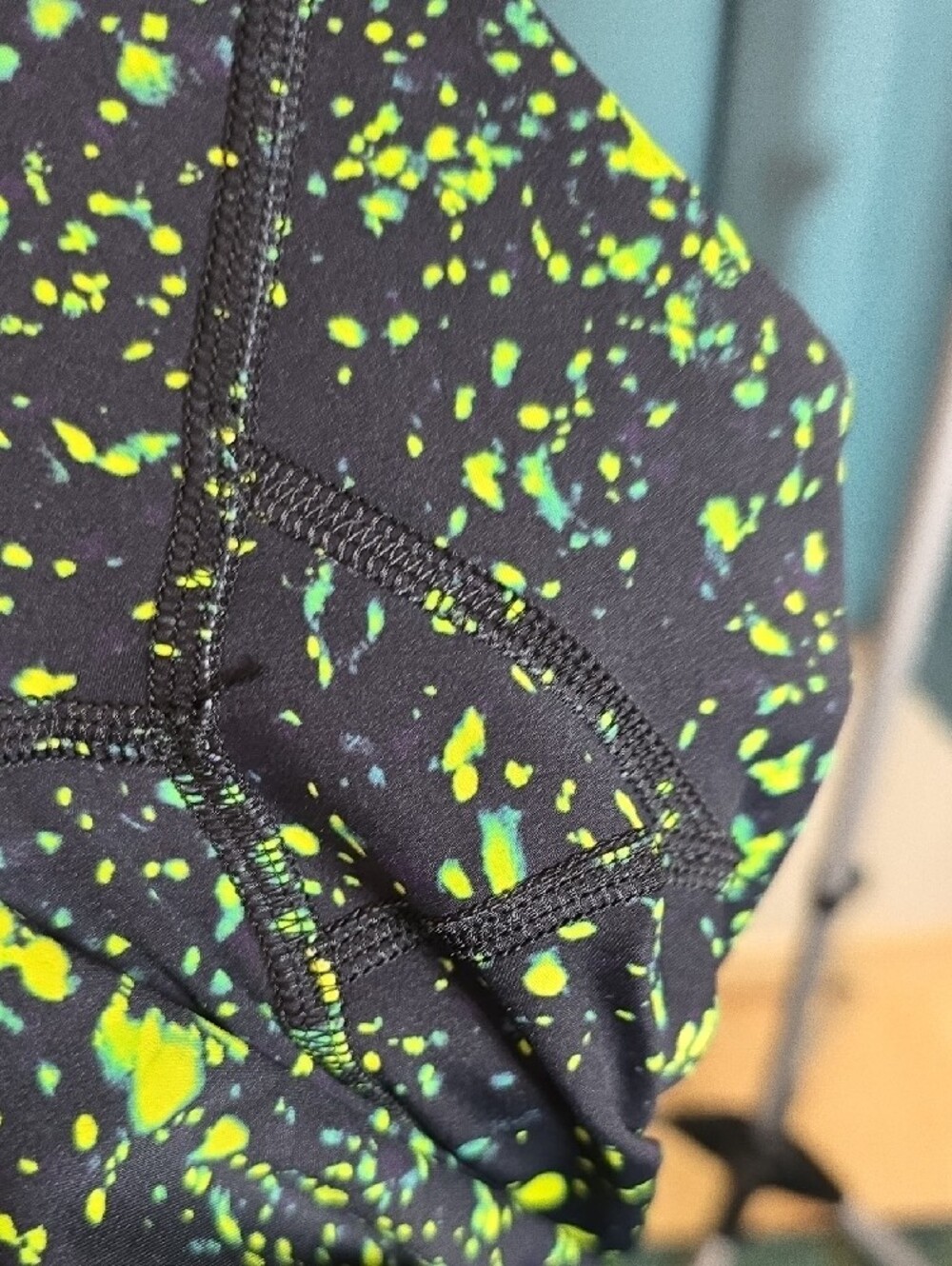 Lululemon Base Pace High-Rise Size 6 25" - Picture 6 of 7